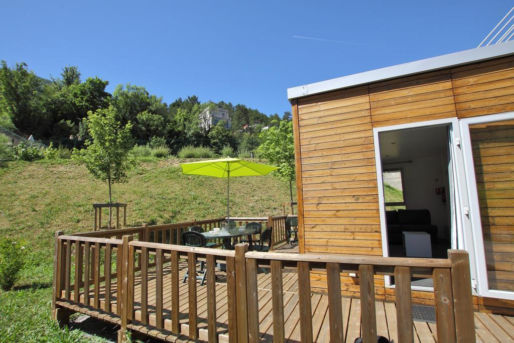 Camping Lou Gourdan Hotel Puget-Theniers Ngoại thất bức ảnh
