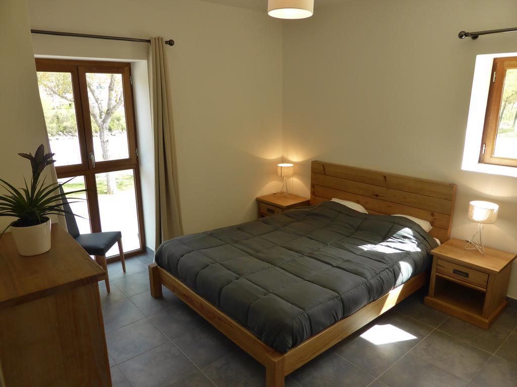 Camping Lou Gourdan Hotel Puget-Theniers Ngoại thất bức ảnh